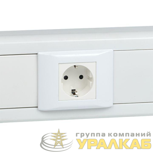 Розетка 1-м 2мод. C-Line РКС-20-30-П 45х45 с заземл. бел. EKF 