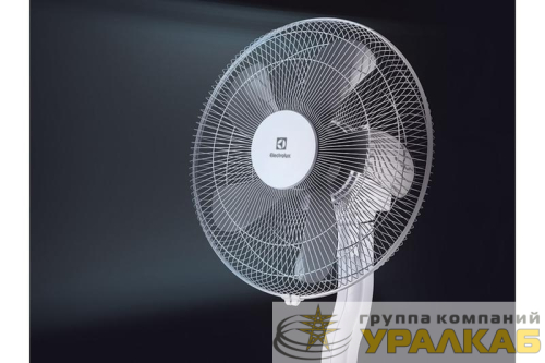 Вентилятор напольный EFF-1003D Electrolux 