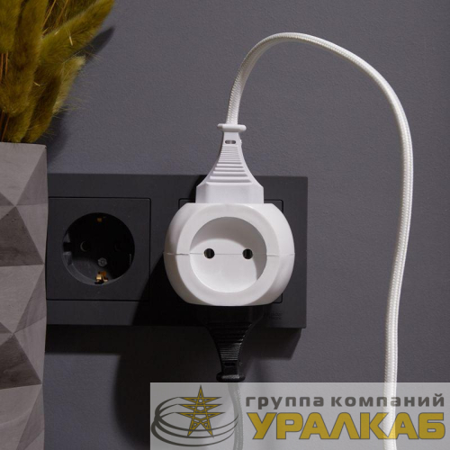 Разветвитель 3-м 6А IP20 Шар 220В бел. Rexant 